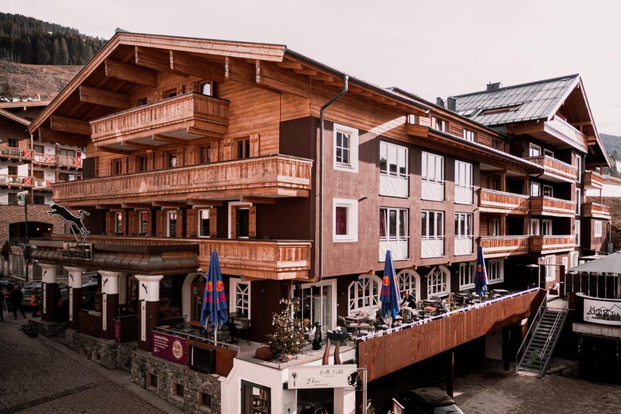 Panther'a Hotel 4*